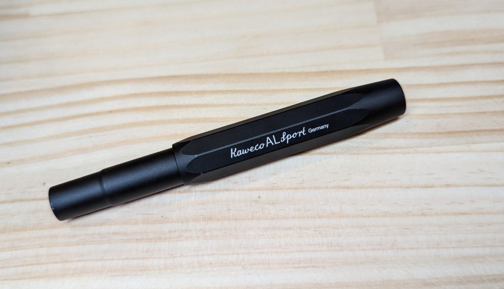 妖怪画家ヨハクがイラストを描く際に使っている万年筆kaweco alsport